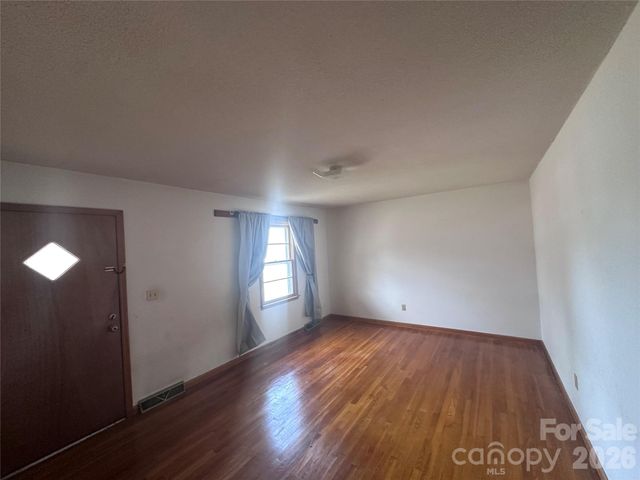 2410 Harris Henrietta Road, Mooresboro, NC 28114