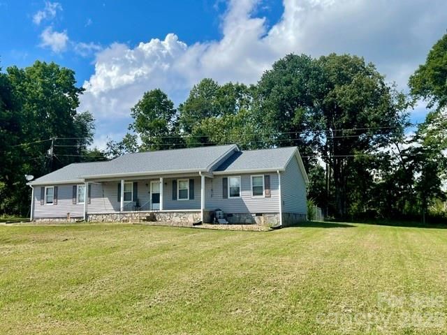 266 Asheland Drive, Ellenboro, NC 28040