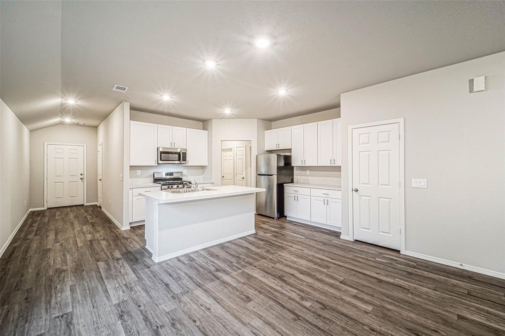 1903 Brushy Cedar Drive, Conroe, TX 77301