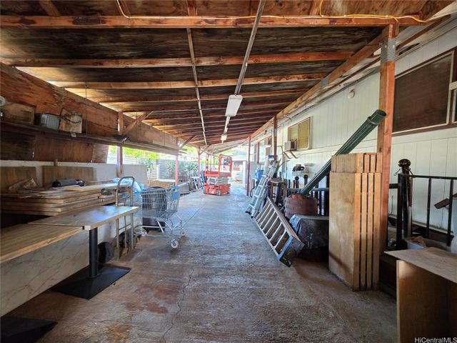 94-1229 Kahuanui Street, Waipahu, HI 96797