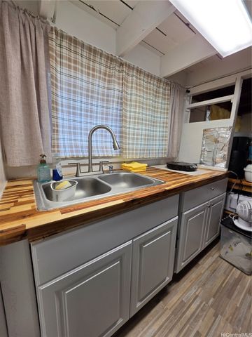 94-1229 Kahuanui Street, Waipahu, HI 96797