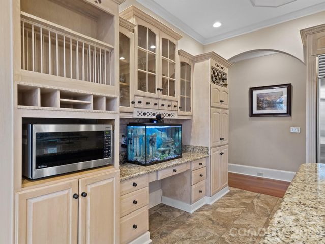 1090 N Saunders Drive, Catawba, NC 28609