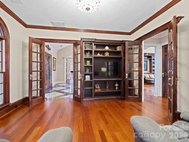 1090 N Saunders Drive, Catawba, NC 28609