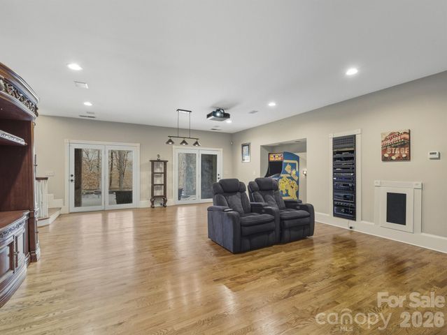1090 N Saunders Drive, Catawba, NC 28609