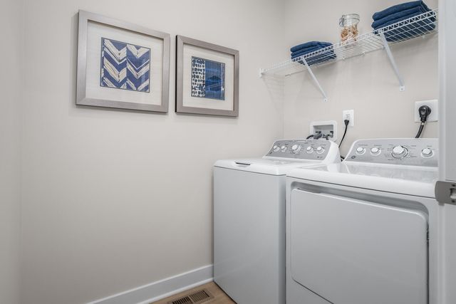 1051 Thinleaf Avenue, Ridgeville, SC 29472