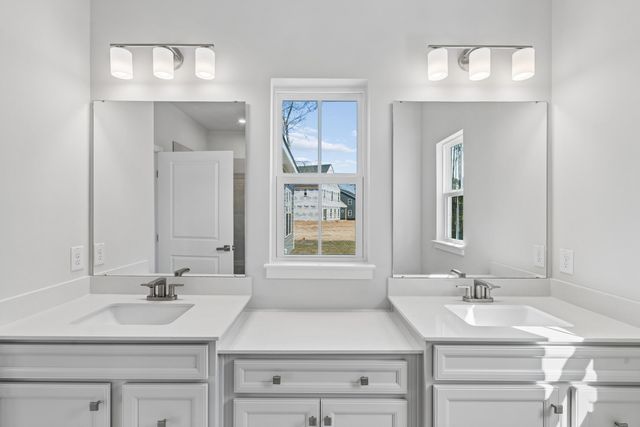 1051 Thinleaf Avenue, Ridgeville, SC 29472
