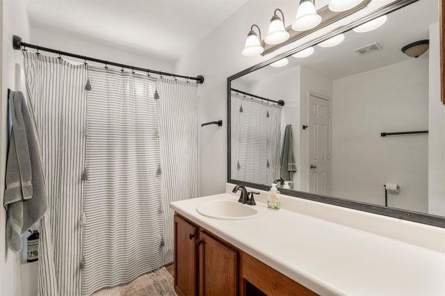 340 Feathergrass DR, Buda, TX 78610