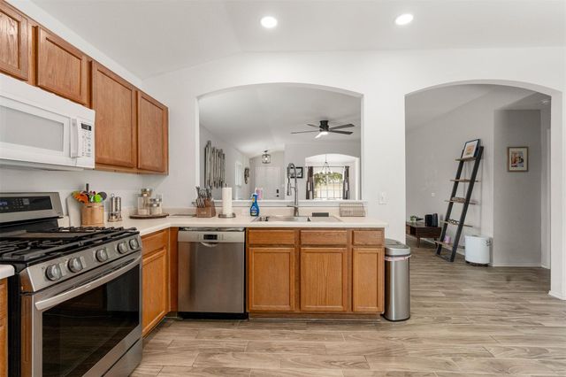 340 Feathergrass DR, Buda, TX 78610