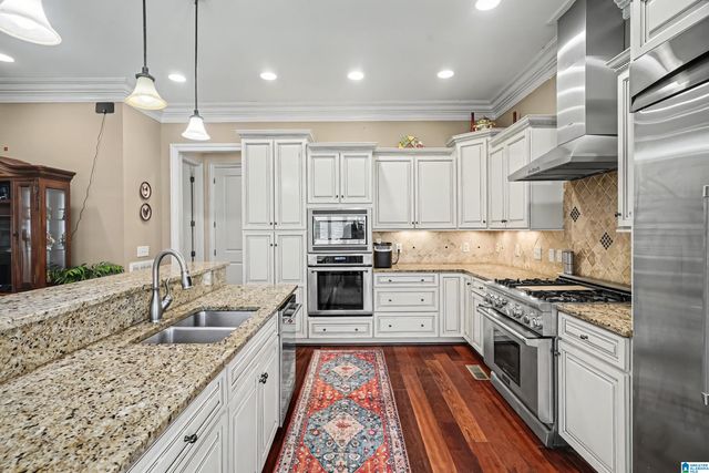 2000 LAKE HEATHER DRIVE, Hoover, AL 35242