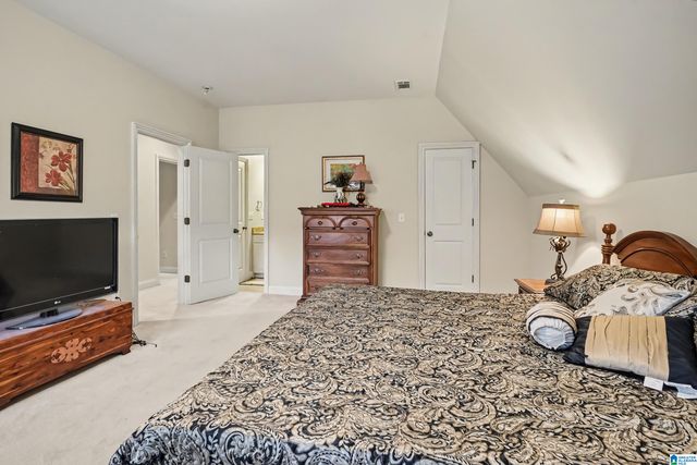 2000 LAKE HEATHER DRIVE, Hoover, AL 35242