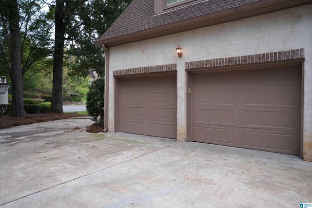 2000 LAKE HEATHER DRIVE, Hoover, AL 35242
