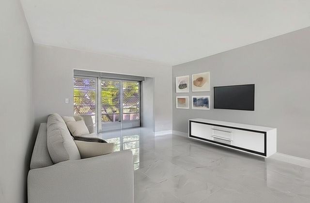 2202 Lucaya Bend G2, Coconut Creek, FL 33066