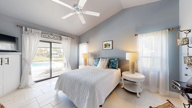 1 CHERRYTREE COURT, Palm Coast, FL 32137