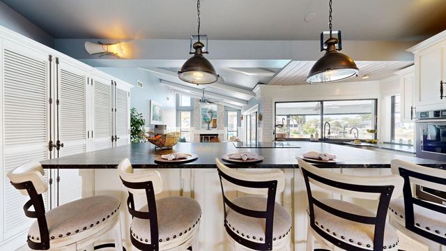 1 CHERRYTREE COURT, Palm Coast, FL 32137