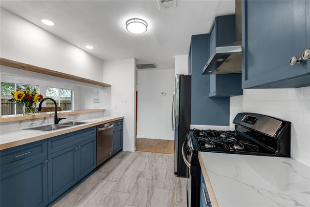 24246 Spring Sunset Drive, Spring, TX 77373