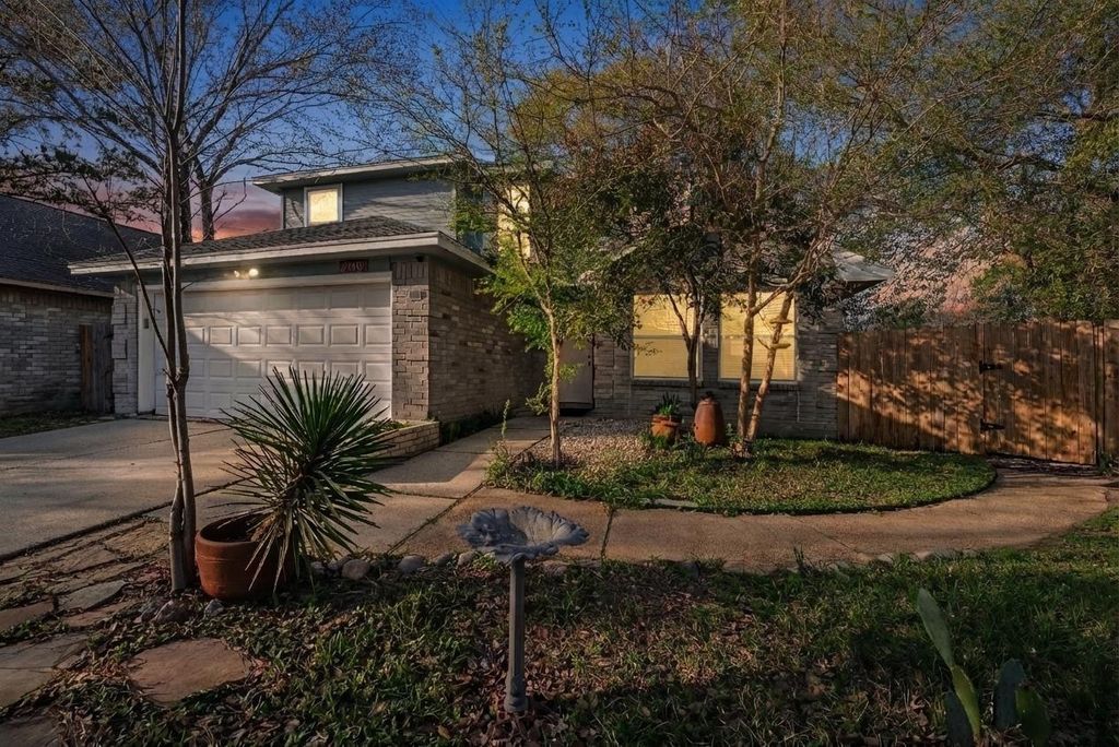 24246 Spring Sunset Drive, Spring, TX 77373