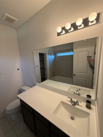 247 Driftwood LN, Bastrop, TX 78602