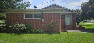 1006 Raleigh Road, Clinton, NC 28328