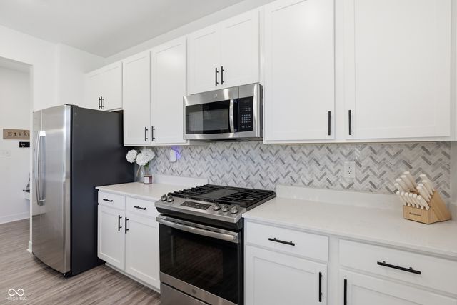 9767 Alzada Drive, Fishers, IN 46040
