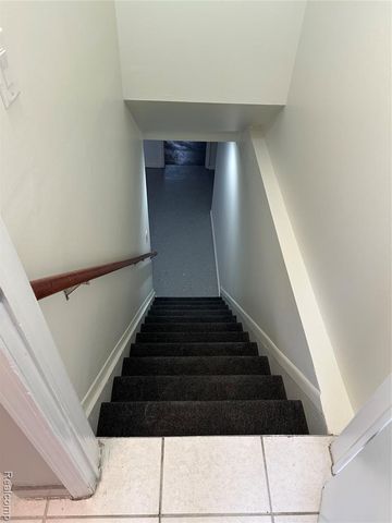 5565 Kebbe Drive, Sterling Heights, MI 48310