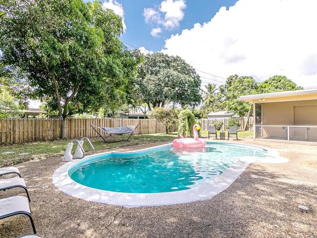 4800 Polk St, Hollywood, FL 33021