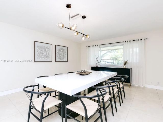 4800 Polk St, Hollywood, FL 33021