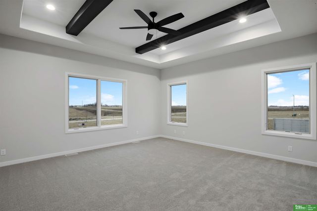 5816 N 198th Street, Elkhorn, NE 68022