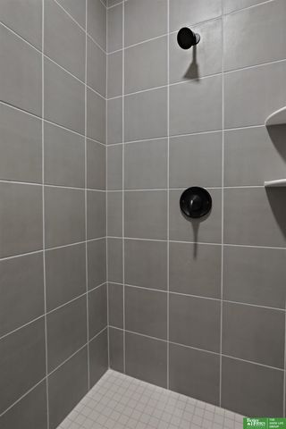 5816 N 198th Street, Elkhorn, NE 68022