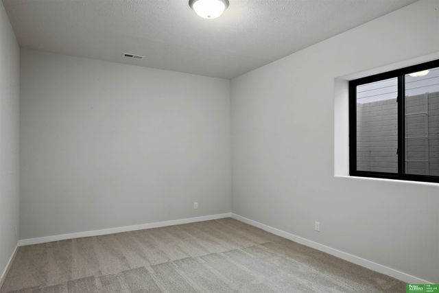 5816 N 198th Street, Elkhorn, NE 68022