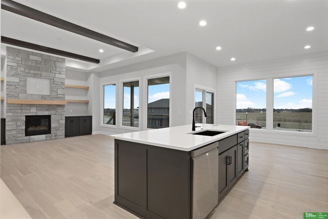 5816 N 198th Street, Elkhorn, NE 68022