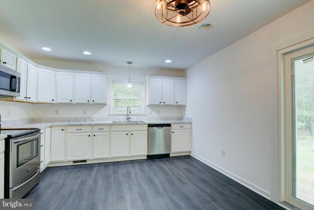 1029 MATTOX AVE, Colonial Beach, VA 22443