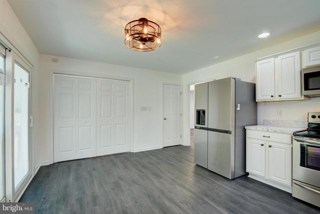 1029 MATTOX AVE, Colonial Beach, VA 22443