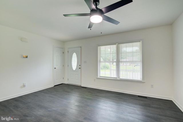 1029 MATTOX AVE, Colonial Beach, VA 22443