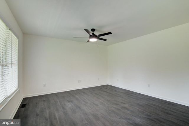1029 MATTOX AVE, Colonial Beach, VA 22443