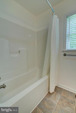 1029 MATTOX AVE, Colonial Beach, VA 22443