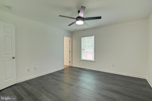 1029 MATTOX AVE, Colonial Beach, VA 22443