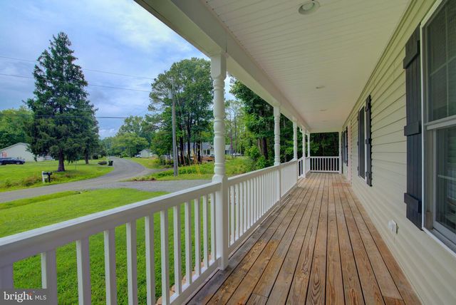 1029 MATTOX AVE, Colonial Beach, VA 22443