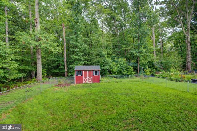 1029 MATTOX AVE, Colonial Beach, VA 22443