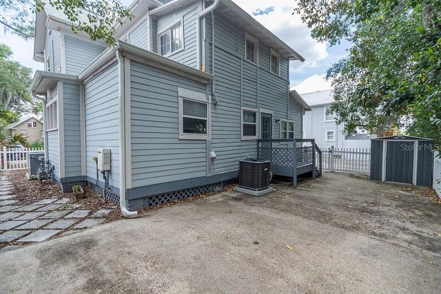 210 LUELLA COURT, Deland, FL 32720