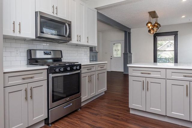 210 LUELLA COURT, Deland, FL 32720
