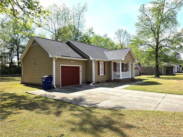 257 Berwick Drive, Raeford, NC 28376