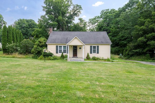 18 Highland Street, Millerton, NY 12546