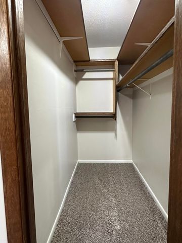 1476 SE Grant Rd, El Dorado, KS 67402