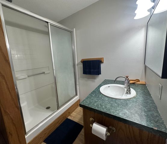 1476 SE Grant Rd, El Dorado, KS 67402