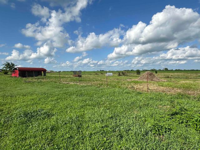 1476 SE Grant Rd, El Dorado, KS 67402