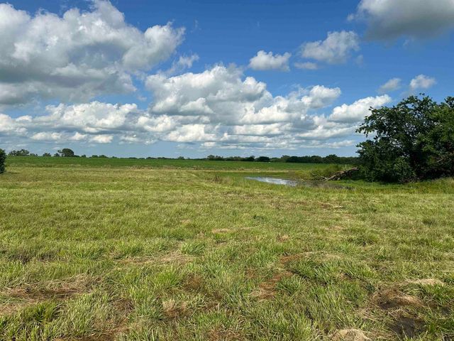1476 SE Grant Rd, El Dorado, KS 67402