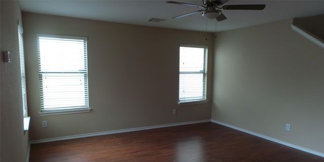 2622 Skyview Shadows Court, Houston, TX 77047
