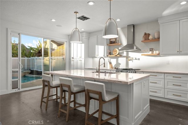 6945 Cedar Creek Road, Eastvale, CA 92880