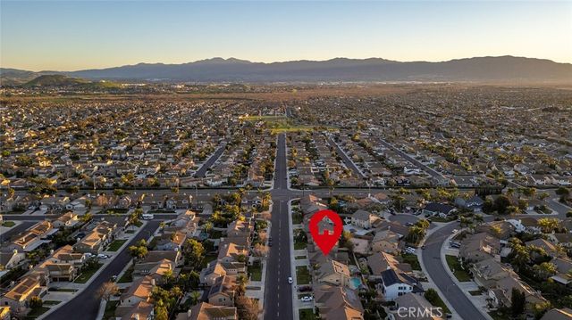 6945 Cedar Creek Road, Eastvale, CA 92880