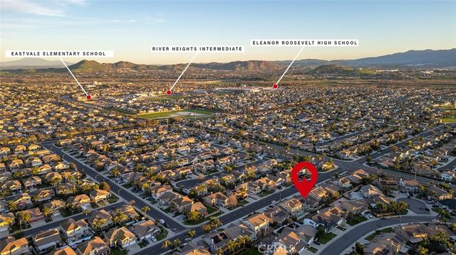 6945 Cedar Creek Road, Eastvale, CA 92880